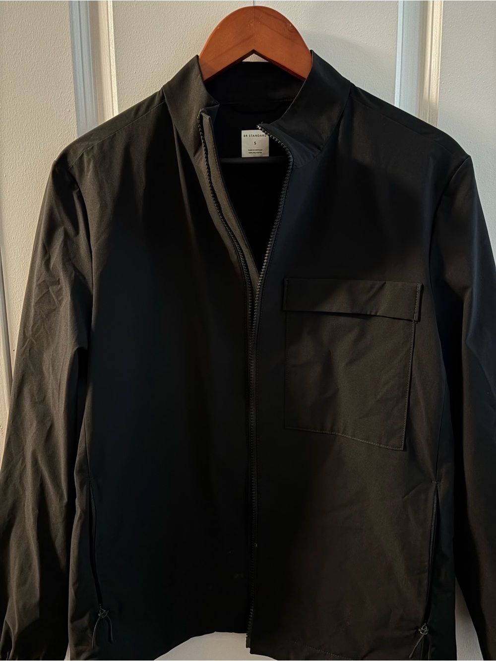 Banana Republic BR Standard Motion Tech
